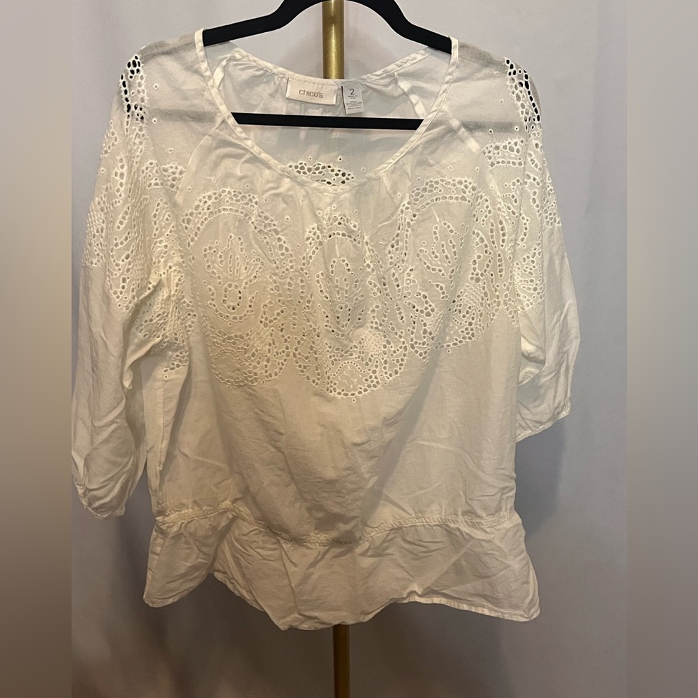 Chico’s white eyelet blouse size 2, pit to pit 22 inches (B4)